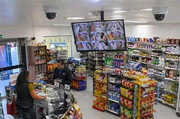 Precio de cámaras de seguridad en Perú: sistema para negocio pequeño con 8 cámaras y grabador